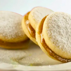 Biscoito Artesanal Casadinho de Doce de Leite | Macio e Recheado