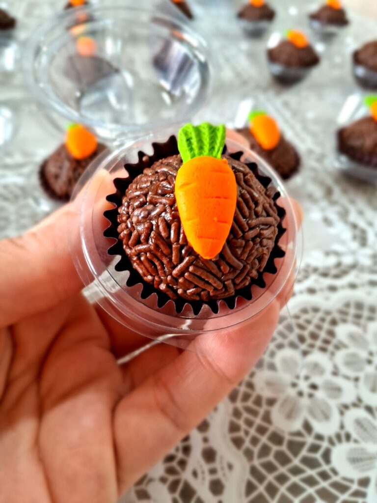 Brigadeiro Nacional - Vestido para Páscoa - Unidade