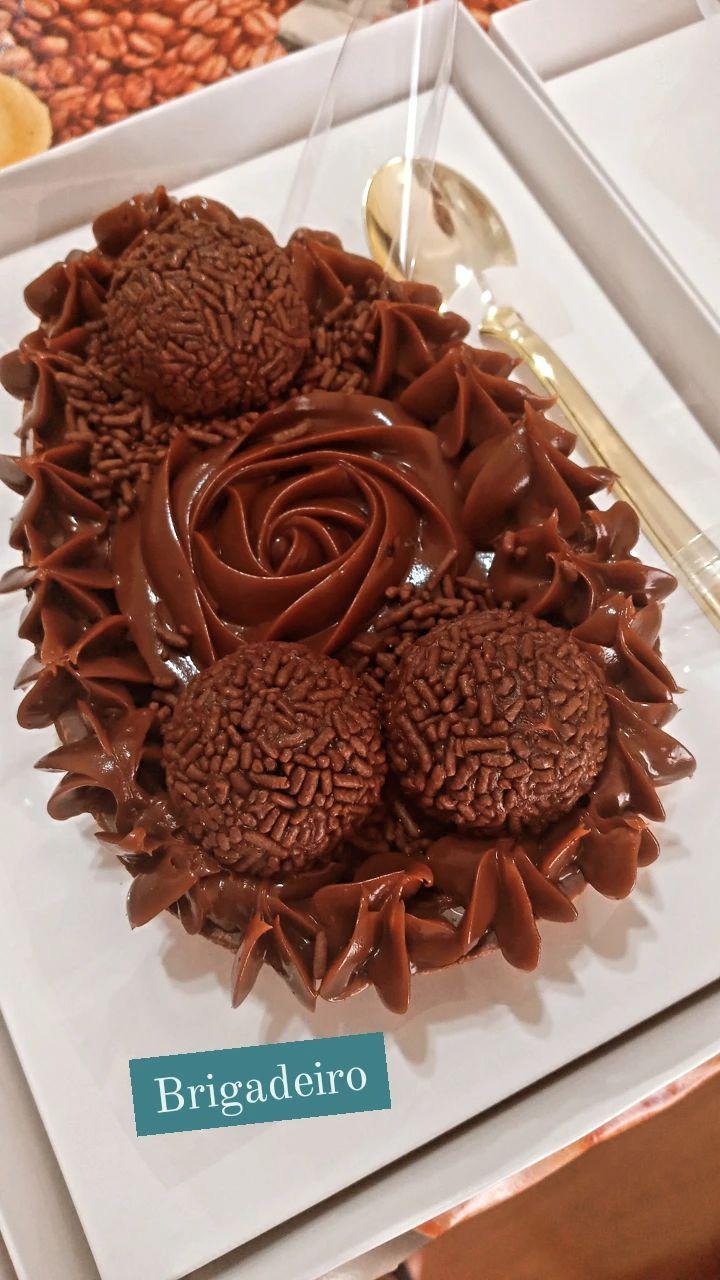 Ovo de Colher - Brigadeiro ao Leite